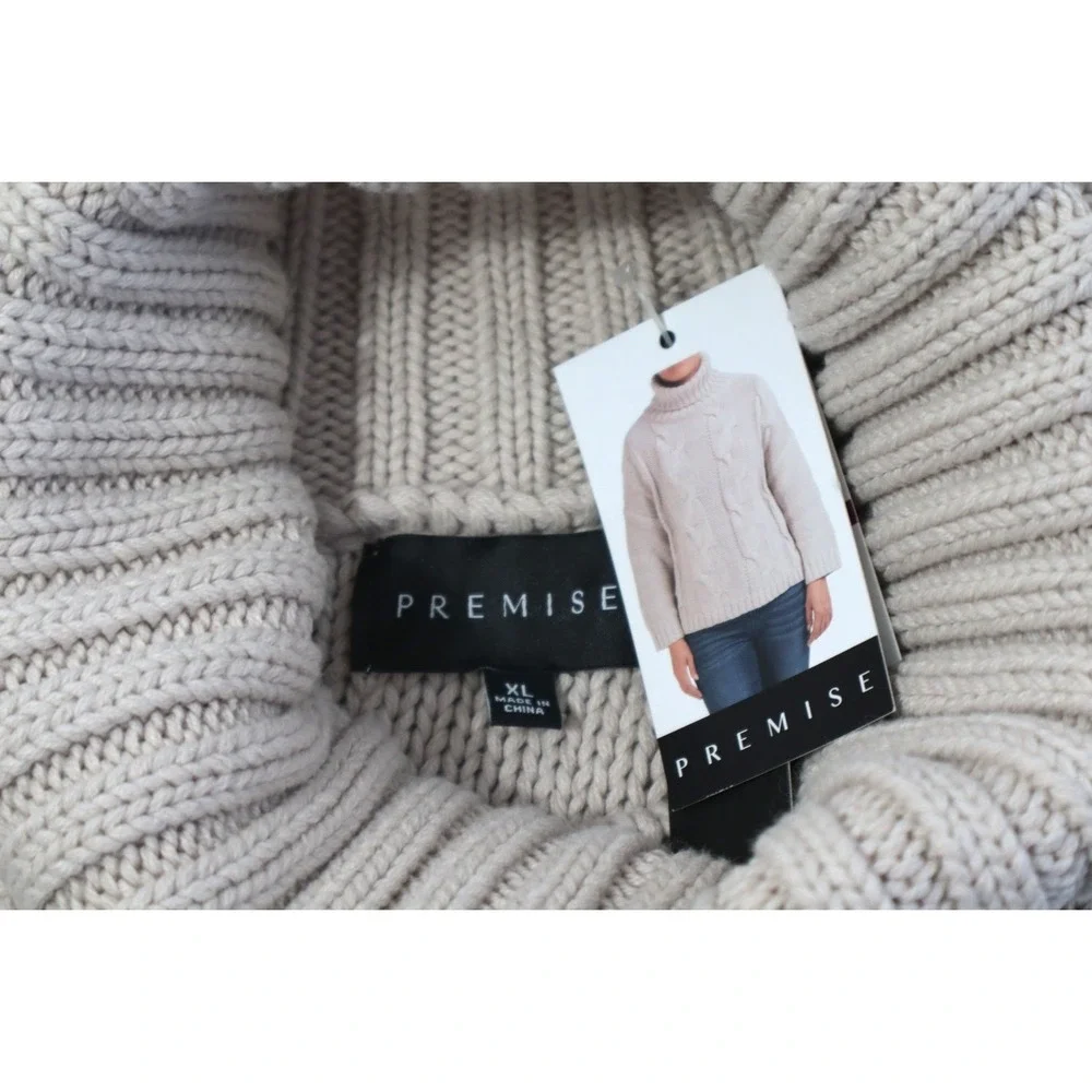 Premise cable knit
